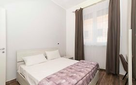 Guesthost - Bright & Functional Flat Lingotto